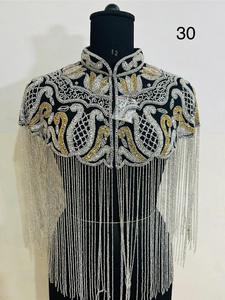 Capa de cuentas a mano de inspiración vintage hecha a medida para ocasiones especiales, adecuada para clientes boutique y revendedores de prendas de vestir - Product Image 6