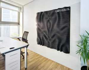 Grande sculpture murale en bois art déco personnalisée Décoration intérieure unique avec des techniques artisanales pour la célébration d'anniversaire - Product Image 6