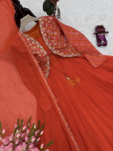 Conjunto de Vestido Anarkali de Georgette Premium Unity Luxure con Chaqueta Bordada, Dupatta de Tela Transparente, Cintura Natural, Transpirable, Ropa Festiva de Lujo - Product Image 6