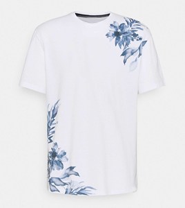 Camiseta Lisa Transpirable al por Mayor para Sublimación, Colores Variados, para Identidad Corporativa y Uniformes de Personal, Europa - Product Image 4