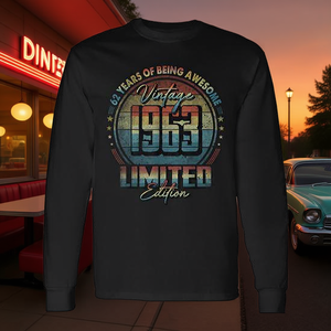 Camiseta vintage de manga larga de edición limitada de 1963, promoción de cumpleaños número 62 para personas de 62 años - Product Image 3