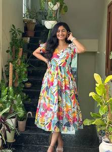 NOUVEAU DESIGN MODERNE EN COTON PUR LUXUEUX IMPRIMÉ NUMÉRIQUEMENT, ENSEMBLE HAUT ET BAS A REVERSIBLE avec BRODERIE SHIFALI - Product Image 6