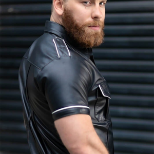 Camisa de Uniforme Perforada, Elegante Camisa de Uniforme de Cuero con Diseño Perforado para una Declaración de Moda Cómoda y Audaz - Product Image 3