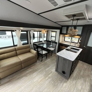 Nueva Caravana F-o-r-e-s-t R-i-v-e-r I-m-p-r-e-s-i-o-n 315MB 2025 en Venta para Camping y Viajes - Product Image 1