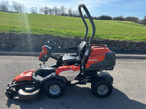 Tondeuse autoportée Husqvarna Rider R320X P524EFI AWD 94-112 cm 4x4 avec plateau avant et direction articulée, tracteur de jardin à vendre - Product Image 2