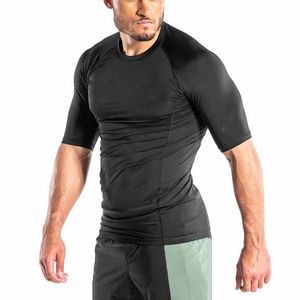 Rashguards de surf à manches courtes par sublimation Rashguards BJJ Rashguard MMA entièrement respirant personnalisé - Product Image 3