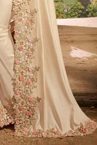 งานปาร์ตี้ผ้าไหมผ้าแจ็คการ์ดผ้าส่าหรีแบบอินเดียดีไซน์แบบดั้งเดิม - Product Image 4