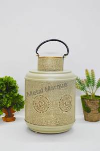 โคมไฟโลหะขนาดเล็กสำหรับวางเทียนชาแบบมีรูขนาดเล็กทำจากโลหะมีรูดีไซน์ที่ไม่เหมือนใคร - Product Image 5