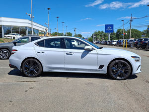 2023 G-e-n-e-s-i-s G 7 0 2,0 T RWD bajo kilometraje y precio asequible en stock listo para su envío - Product Image 4