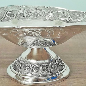 Elegante Tazón para Servir con Acabado Plateado, Vajilla Decorativa de Lujo, Regalo Ideal para Familiares, Amigos y Eventos Especiales - Product Image 3