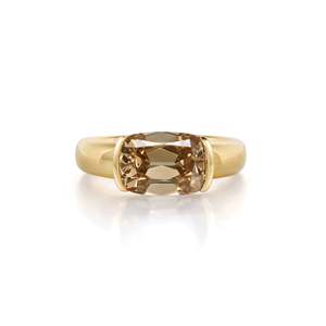 Bague en diamant de culture de laboratoire taille Altschliff-Cushion couleur champagne par Alice - Product Image 1