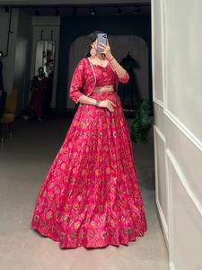 ผ้าไหมทัสซาร์พร้อมพิมพ์ลายดอกไม้และผู้ผลิต Gota patti lehenga choli จาก surat ในอัตราที่ต่ำที่สุด - Product Image 4