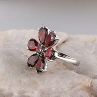 Cincin Pertunangan Zirkon Alami Berlapis Rhodium Perak Sterling 925 Bentuk Hati Merah Setting Prong Buatan Tangan Berstempel Ulang Tahun