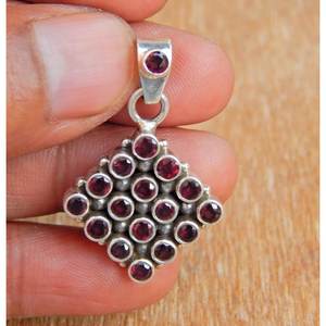 925 argent Sterling naturel grenat pendentif janvier pierre de naissance pendentif carré bijoux en or faits à la main numéro Unique motif cadeau - Product Image 3