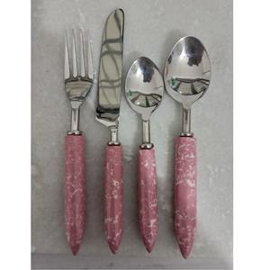 Ensemble de couverts en acier inoxydable avec manche en bois pour la cuisine et la vaisselle de table au prix de gros - Product Image 2