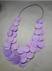 Meilleur design arrivant sur le marché en cuir de haute qualité avec collier pendentif en métal pour colliers bijoux accessoires ensembles de bijoux - Product Image 5