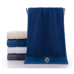 Ensemble de serviettes d'hôtel 100 % coton de haute qualité, écologiques, couleur unie, durables, blanches, pour adultes, pour hôtels - Product Image 1