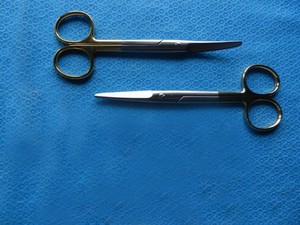 Tijeras oftálmicas microquirúrgicas de acero inoxidable de primera calidad tipo Castroviejo de acción de resorte para cirugía ocular delicada a granel - Product Image 2