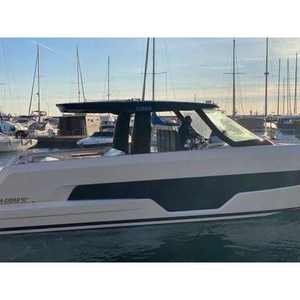 Yacht d'occasion Fjord 41XL modèle 2022 Premium avec 2 moteurs de 440 CV/324 kW, console centrale pour les amateurs d'aventure - Product Image 3