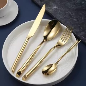 Ensemble de couverts en métal finition argent pour collectionneurs, expériences culinaires royales, hôtels, restaurants et maisons - Product Image 6