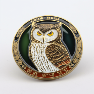 Moneda Conmemorativa Personalizada de Metal con Diseño de Búho - Product Image 1