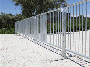 Chất lượng cao lồng vào nhau thép chướng ngại vật PVC khung mạ kẽm tạm thời kiểm soát đám đông hàng rào xây dựng đường sự kiện thấp - Product Image 5