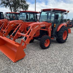 รถแทรกเตอร์อเนกประสงค์ LA1055 Kubota ขนาดกะทัดรัดพร้อมระบบบังคับเลี้ยวด้านหน้าที่มีความแม่นยำและการออกแบบการบำรุงรักษาต่ำ - Product Image 5