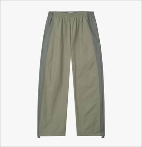 Conjunto de pantalones cortos de chándal cortavientos de poliéster personalizado, chándal de nailon ligero, conjunto de pantalones cortos de verano transpirables para hombre 2026 - Product Image 3