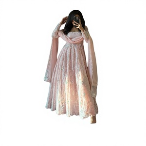 Robe de mariée ethnique indienne très vendue pour l'hiver, en modal et faux georgette, avec broderies lourdes et travail de sequins, Salwar Kameez coupe classique - Product Image 2