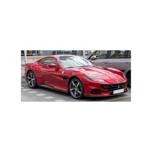 แมงมุม farrari pista ที่มีคุณสมบัติพร้อมติดตามและตัวเลือกแบบเปิดโล่ง