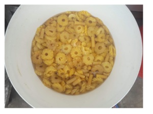 Ananas séchés naturels de fruits tropicaux et subtropicaux tranchés en 99 GD du VietNam en vrac - Product Image 2