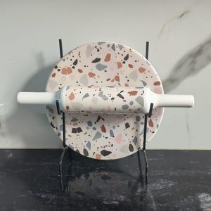 Bộ dụng cụ cán bột Chakla Belans miễn phí để làm bánh roti hàng ngày, được thiết kế để mang lại sự thoải mái và chính xác, hoàn hảo cho nhà bếp gia đình. Chakla Belans 2025 - Product Image 3