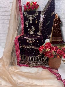 Luxurious Velvet Embroidered Winter Shalwar Kameez with Stylish Santoon Dupatta Cozy Santoon Bottom Indian & Pakistani Clothing - Product Image 3