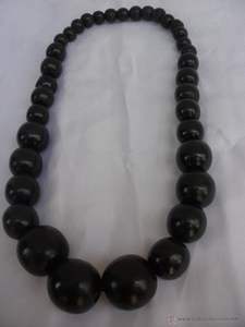 สร้อยคอประดับลูกปัดเรซิ่นทำมือ Craft Exim เครื่องประดับแฟชั่นพรีเมียมสำหรับผู้หญิง ดีไซน์ทันสมัย เหมาะสำหรับทุกฤดูกาล ทุกโอกาส ของขวัญส่งออก - Product Image 2