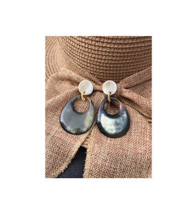 Nouveau design de boucles d'oreilles en corne naturelle ombre naturelle forme personnalisée ensemble de boucles d'oreilles pour filles mode emballage personnalisé - Product Image 5