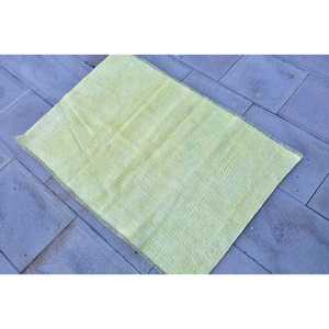 Alfombra Turca Vintage Ecológica de 3.4x2.4 pies, Alfombra Pequeña de Lana con Parches Amarillos y Base de Látex - Product Image 2