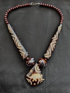 Collier de bijoux en résine de style vintage à la mode pour femmes meilleur produit de vente avec perles en résine et chaîne pour cadeau ange à la mode - Product Image 4