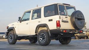 Neuf/Occasion 2024 pour ISER LC76 2.8L <4L Euro IV Émissions 6 places 4x4 Diesel Automatique Sièges en cuir Volant à gauche - Product Image 3