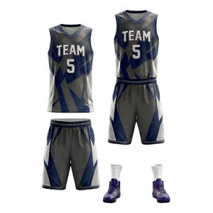 Uniforme de Baloncesto Personalizado Transpirable de Manga Corta 100% Poliéster Unisex para Adultos con Accesorios Hecho en Pakistán Servicio OEM - Product Image 1