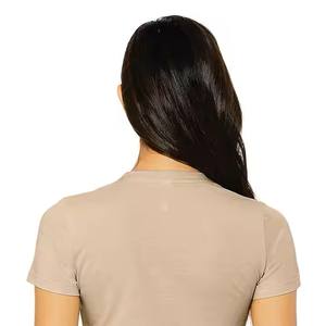 Hombro Taping Longitud del cuerpo más larga 100% Airlume Peinado y anillo de algodón hilado 32 Single 4,2 oz Tan Mujeres Slim Fit Camiseta - Product Image 6