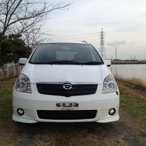 Motor confiable T-oyota Spacio usado asequible, cuerpo bien mantenido y perfecto para la conducción diaria o familiar - Product Image 3