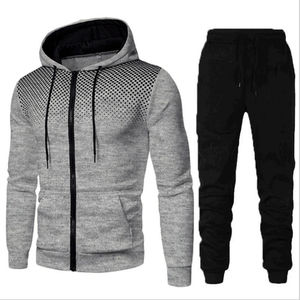 Costume de sport de qualité supérieure avec des couleurs personnalisées Costume de jogging décontracté pour hommes en coton et polyester - Product Image 5