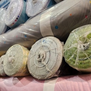 Stock de tissus d'extérieur tissés extensibles en coton imprimé pour filles et garçons 44/45 ". - Product Image 1