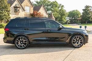2021 X7 xDrive40i 1 propriétaire, Moteur 6 cylindres turbo, Transmission intégrale, Configuration 6 places, Très bien équipé - Product Image 2