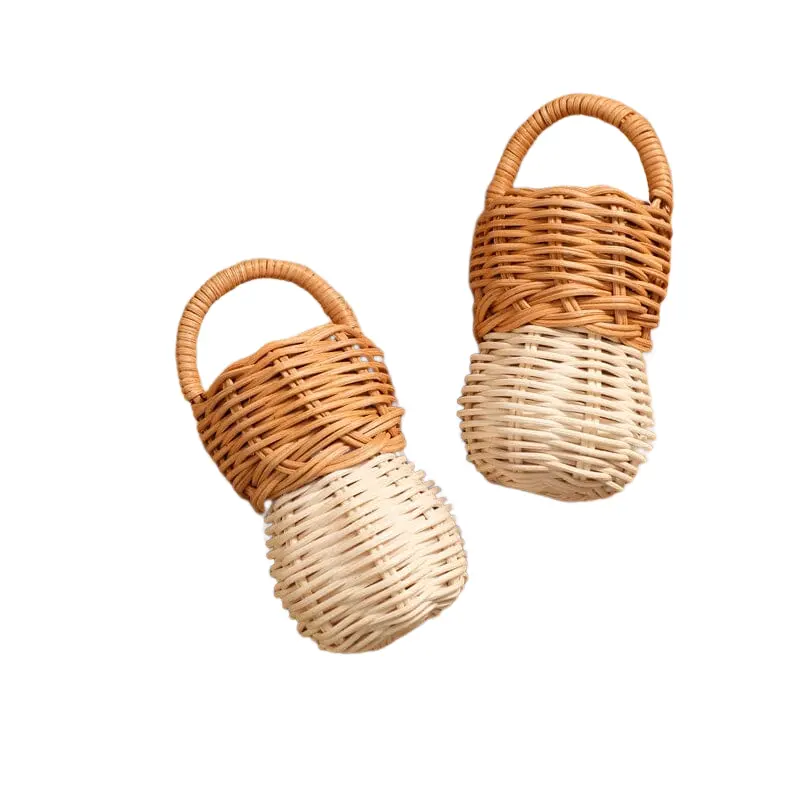 Hete Verkoop Speelgoed Voor Kinderen Rotan Baby Rammelaar Handgemaakte Rotan Shaker Kerst Bell Decor Baby Rammelaars Bijtring Shaker