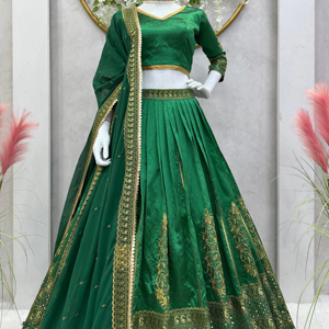 Modern Elegant XXL Champagne High Neck <strong>Evening</strong> <strong>Gown</strong> Open Back Formal Party Dress Featuring Long Floor-Length <strong>Cape</strong> Tassel Prom
