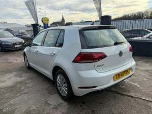 VOLKSWAGEN GOLF 1.6TDI S HATCHBACK 2018 D'OCCASION, CONDUITE À GAUCHE/DROITE - Product Image 3