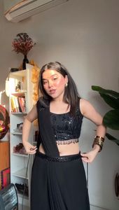 Conjunto Georgette Dhoti Premium listo para usar con blusa a juego Elegancia étnica contemporánea para boutiques exclusivas - Product Image 4