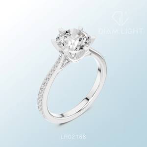 แหวนคลัสเตอร์หรูหราประดับเพชรทรงกลมบนตัวเรือนทองคำขาว ออกแบบมาสำหรับงานหมั้น งานแต่งงาน หรือสวมใส่ในชีวิตประจำวัน เป็นของขวัญพิเศษ - Product Image 2