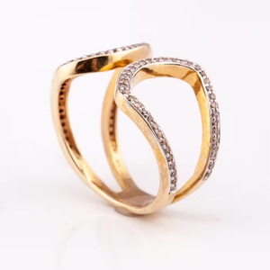 2024ดีไซน์ใหม่พร้อมส่งแหวนชั้นดี R-9536เครื่องประดับแฟชั่นสีเหลืองทอง18K ผลิตในประเทศไทยมีบริการ OEM - Product Image 2